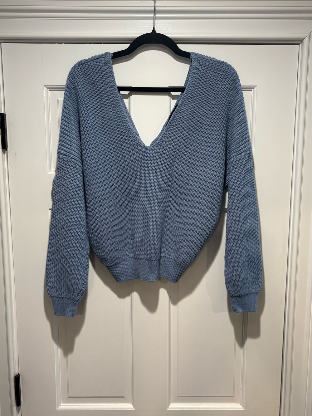 Forever 21 Small Dusty Blue V-Neck Chunky Knit‎ Sweater - Women